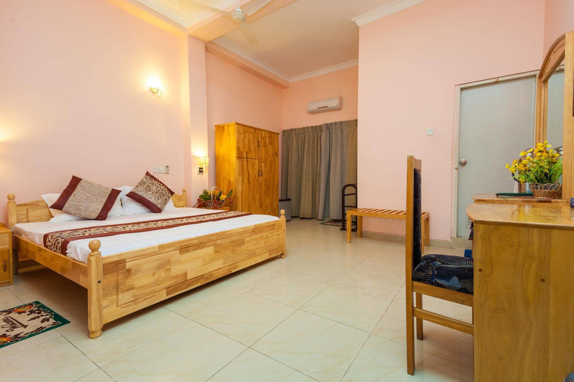 Navro Beach Resort Panadura Eksteriør billede